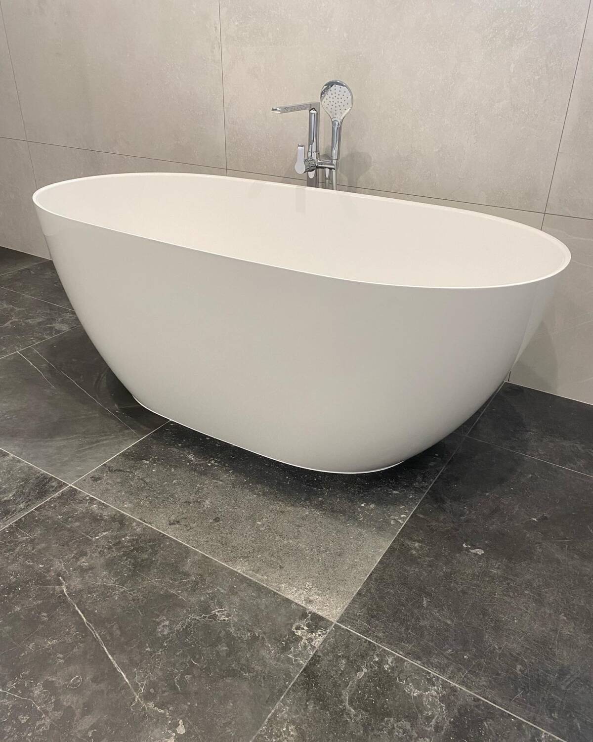 Comment intégrer une baignoire autoportante dans votre salle de bain ? Wittelsheim