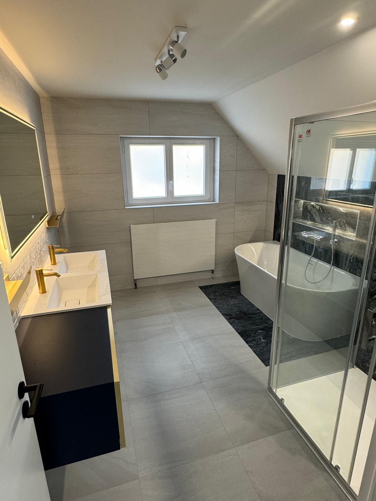 WHATSAPP IMAGE 2026 09 24 AT 21.17.03 2 | Haute Alsace Renovation Une salle de bains de caractère aux nuances de bleu, Wentzwiller Wittelsheim 2