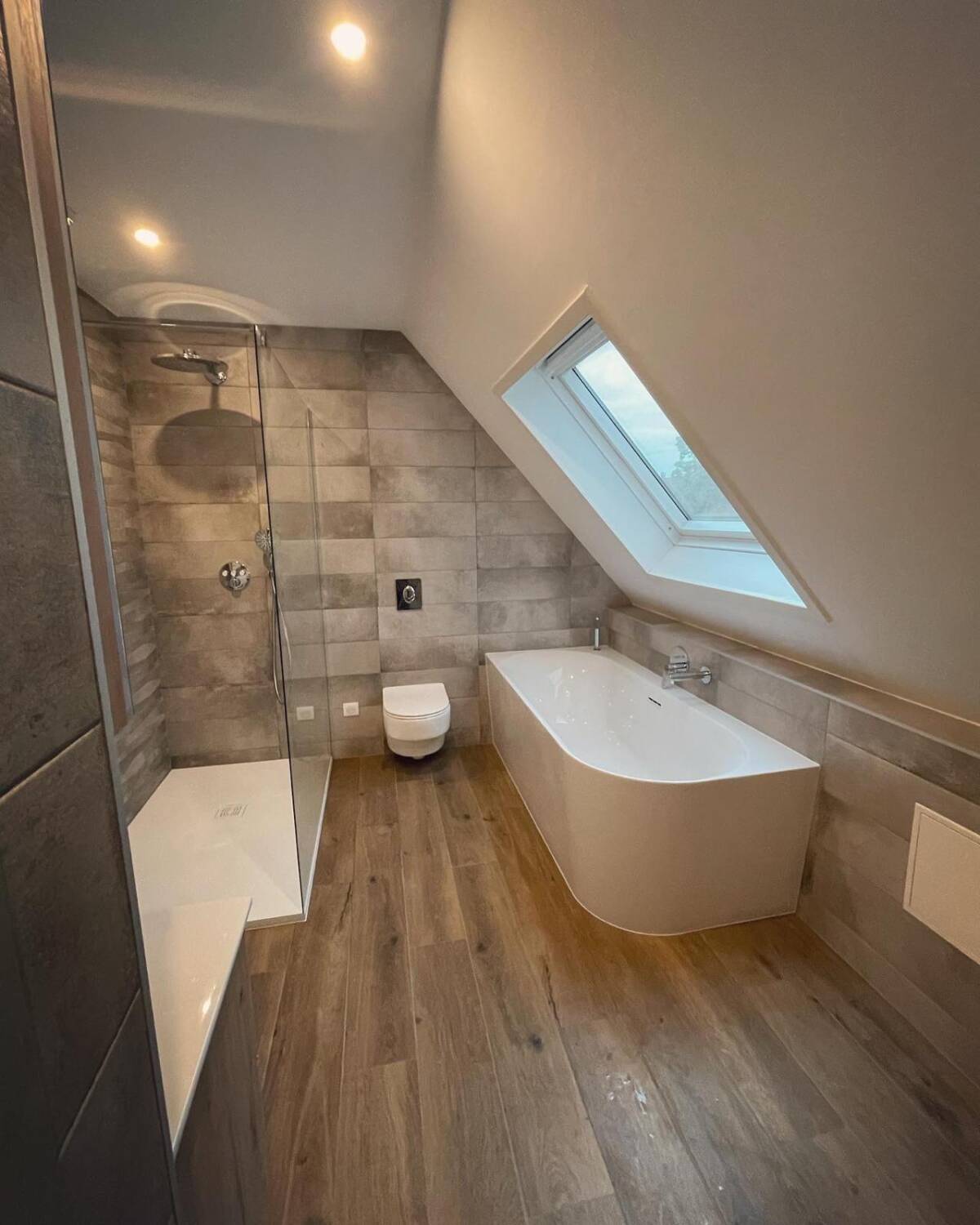 Une nouvelle atmosph&egrave;re pour cette salle de bains, Saint-Louis Illzach