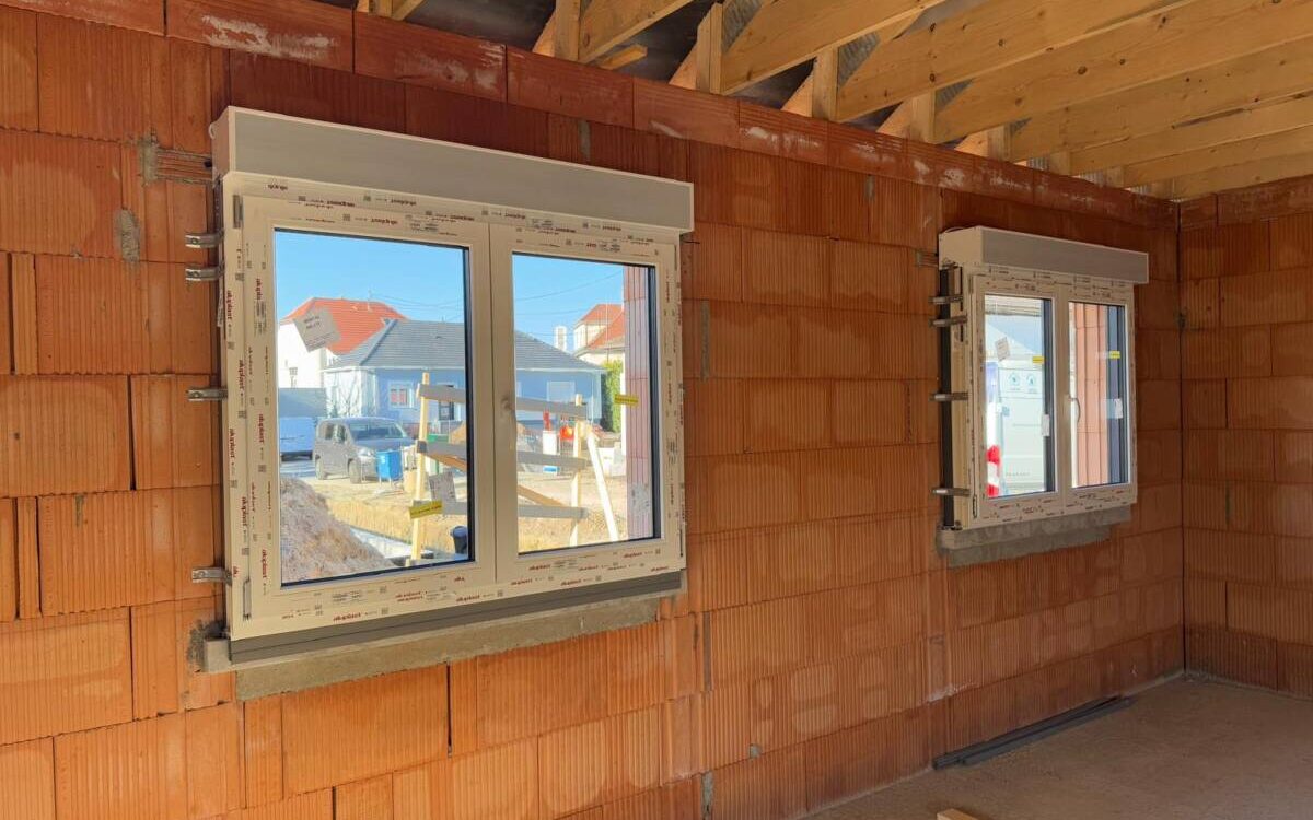 WHATSAPP IMAGE 2026 10 02 AT 19.58.06 3 1200X750 | Haute Alsace Renovation Pose de fenêtres et d’une porte dans une construction neuve, Wittenheim Illzach